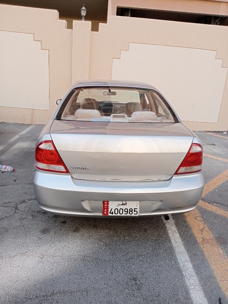 Nissan sunny 2009 - 2