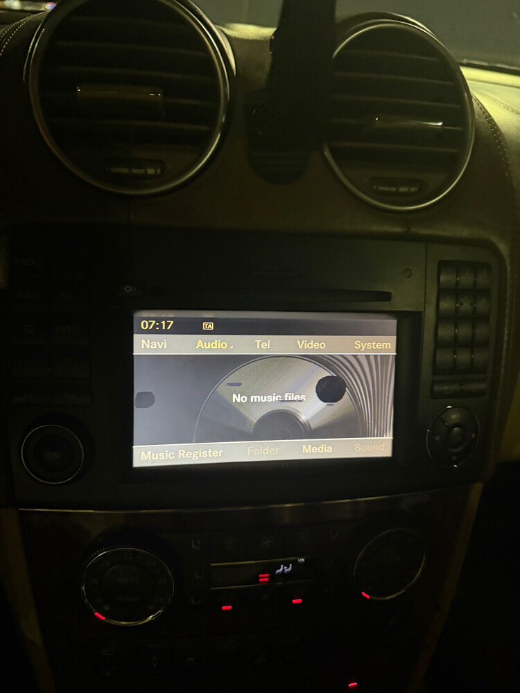 GL 500 Car stereo 2012   - 2