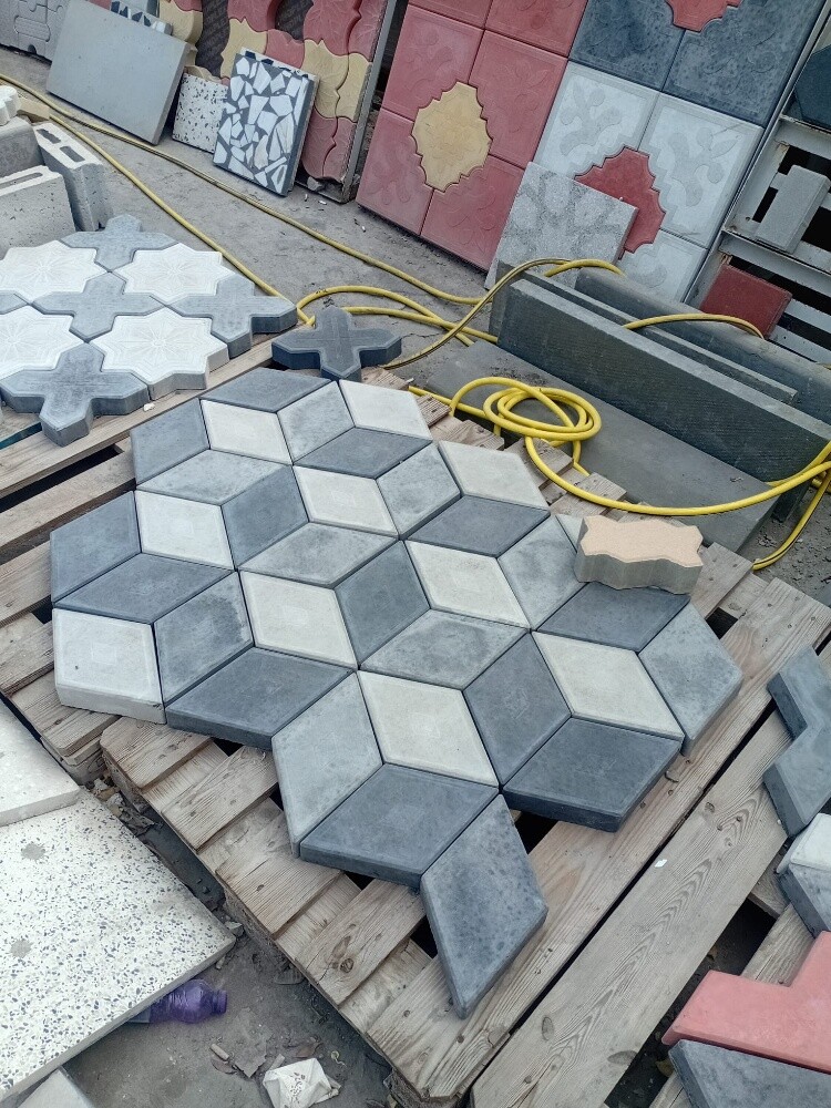 Interlock Works & Paving - 2