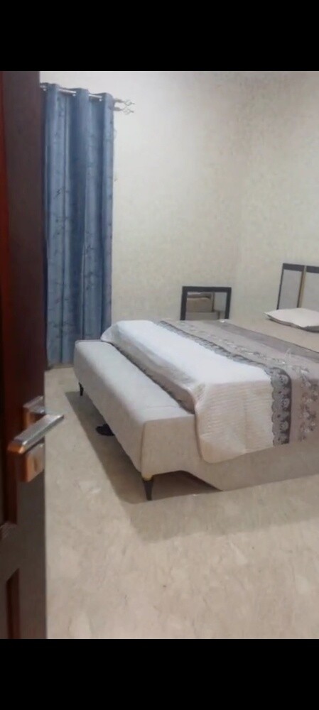 Apartment for rent, first floor, Um - 6