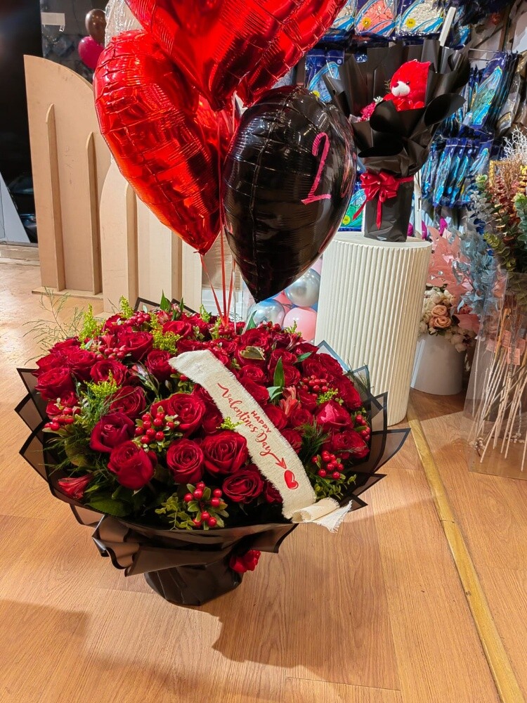 Balloons and Flowers - 10