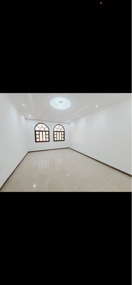  For rent Al-Kharitiyat apartment - 3