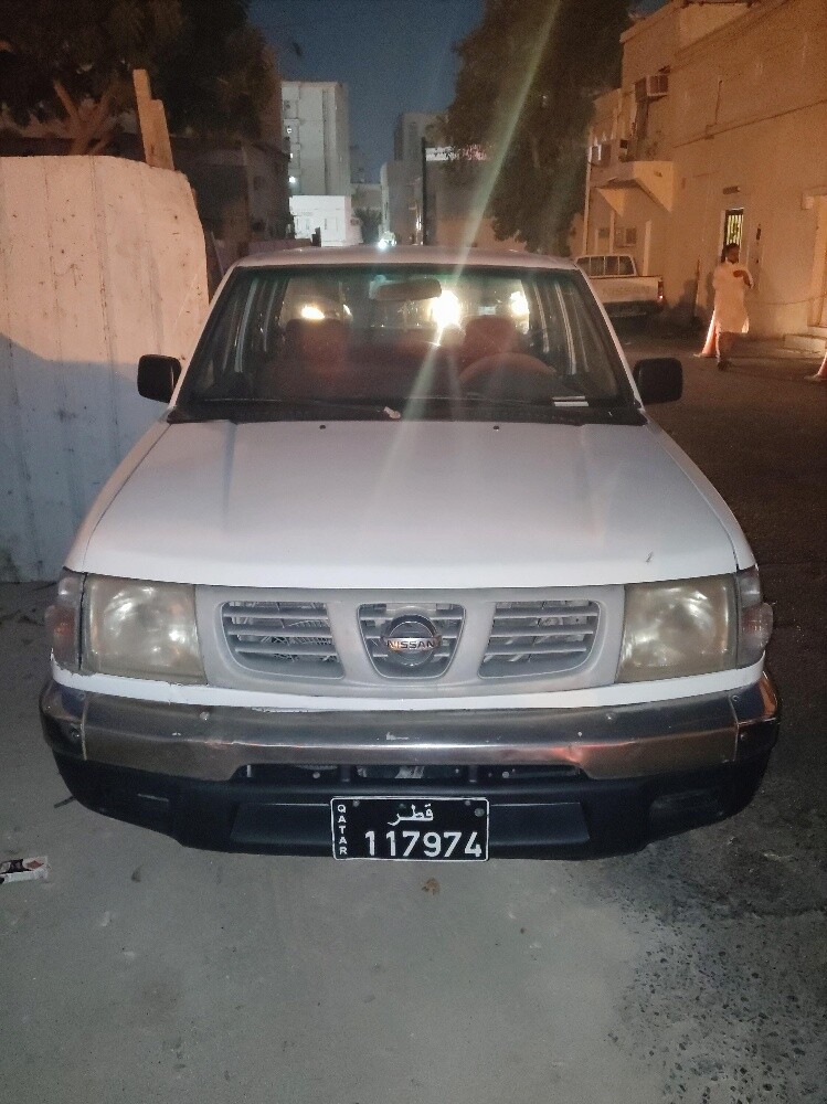nissan pikup - 1