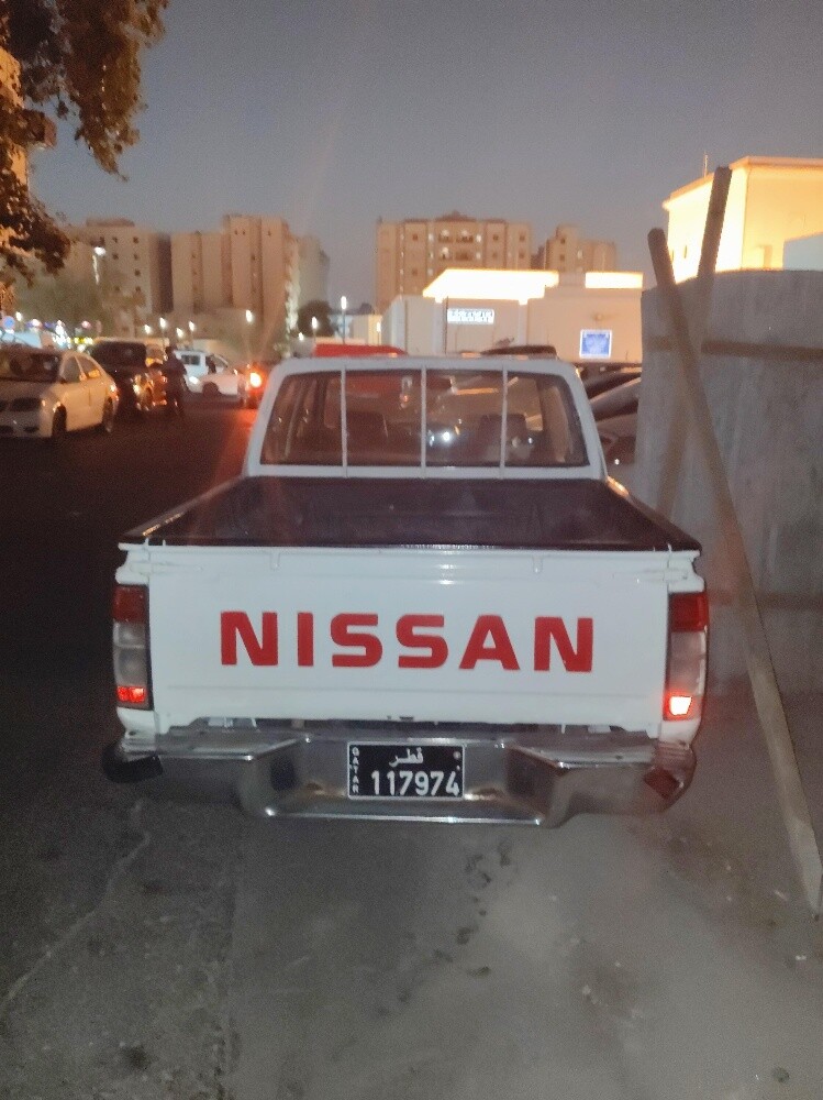 nissan pikup - 4