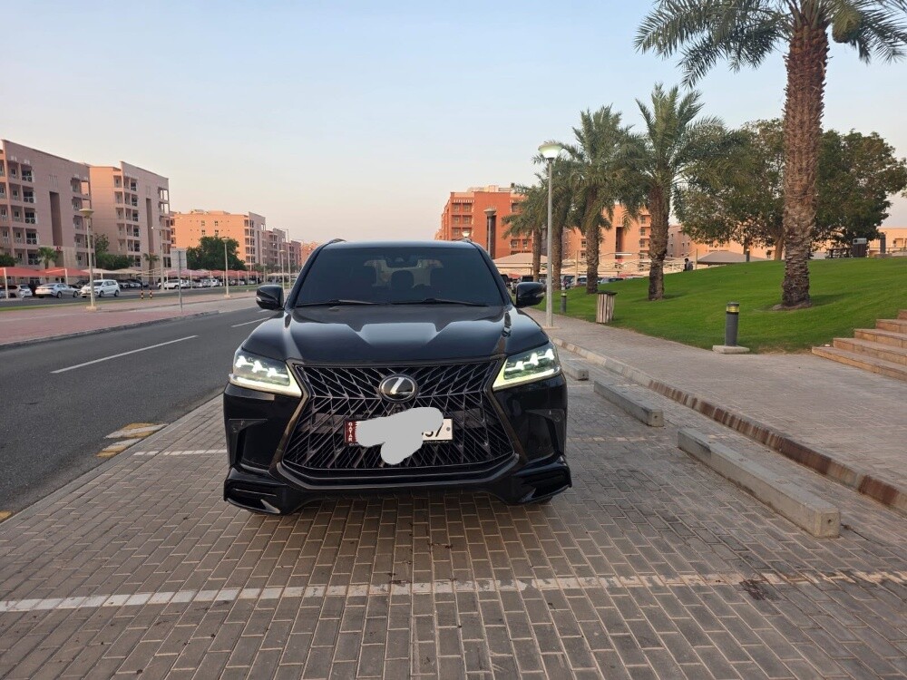 لكزس 2019 بلاك ايديشن نظيف - 1