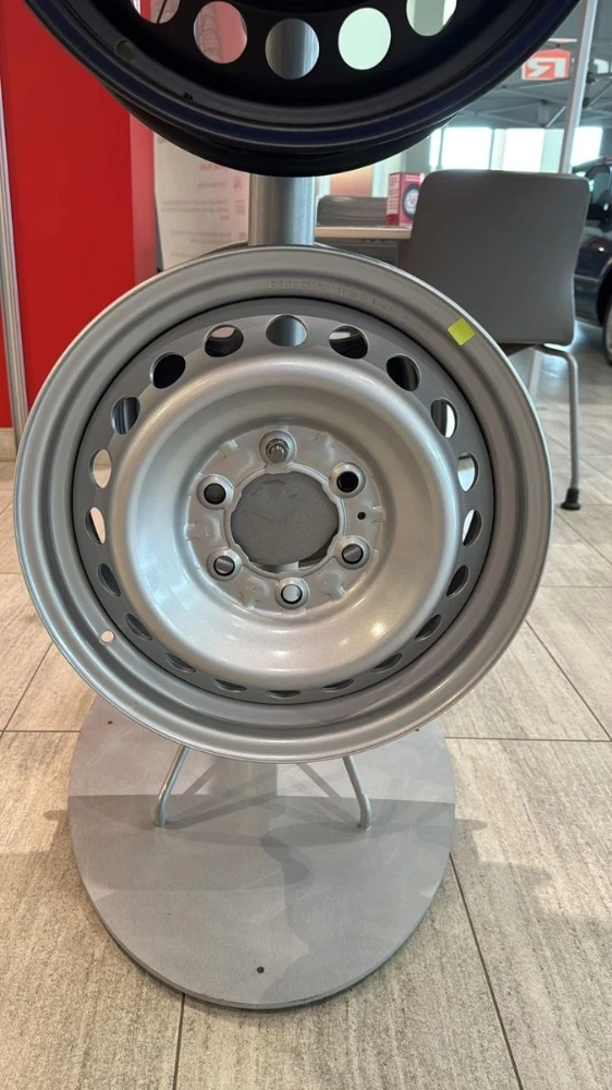 Tacoma rim new 4 pis - 1