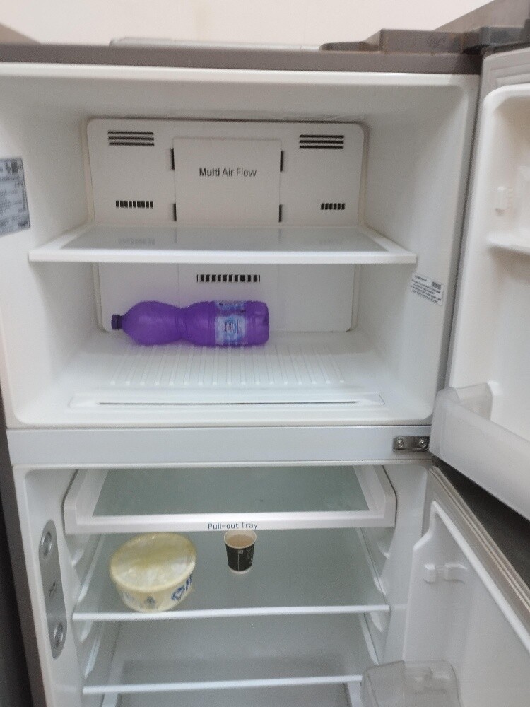 LG like New Fridge for Sale - 3
