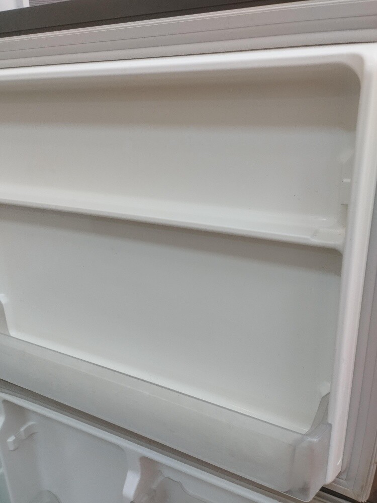 LG like New Fridge for Sale - 6