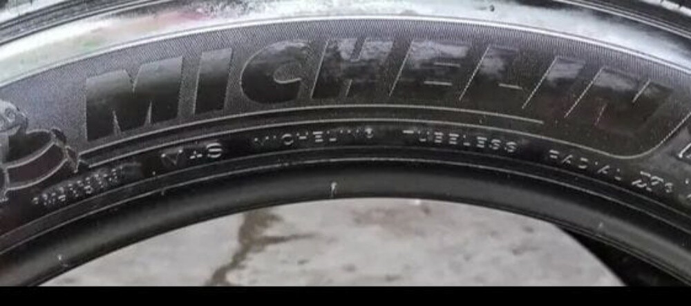 285/45/22"Michiline tire - 3