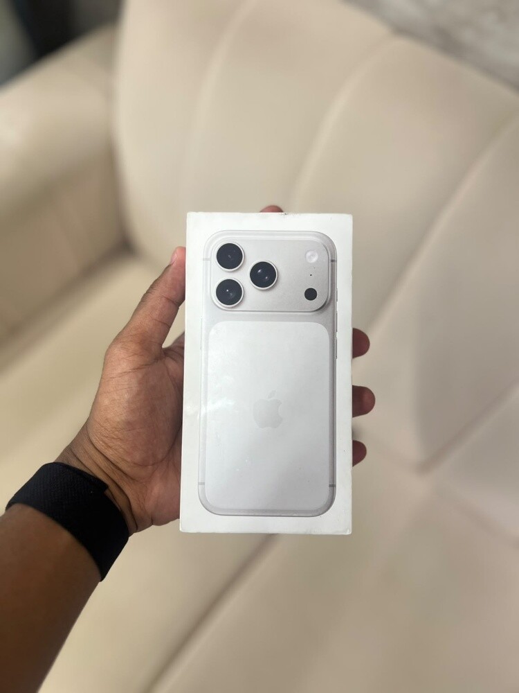 Iphone 17 pro Max 256 - 1