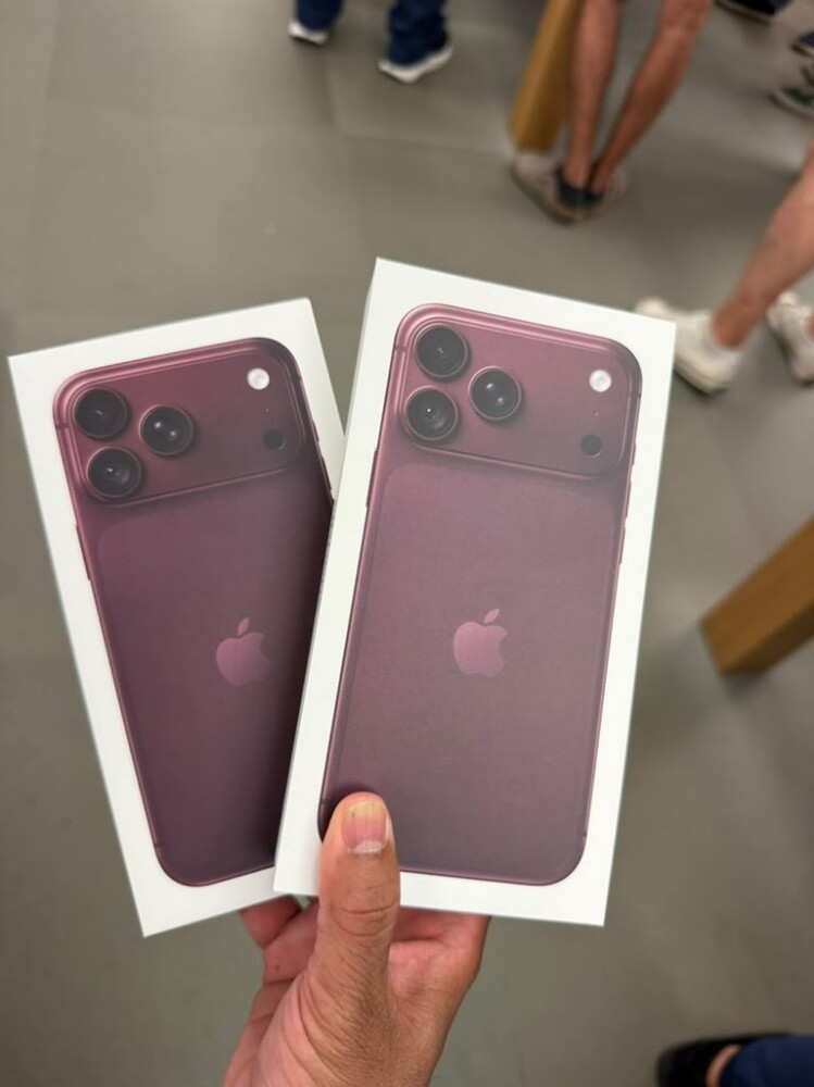 I phone 18 pro max 512gb - 1