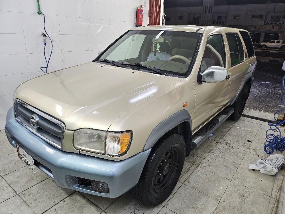 Nissan pathfinder 2003 4x4. 2500cc - 1