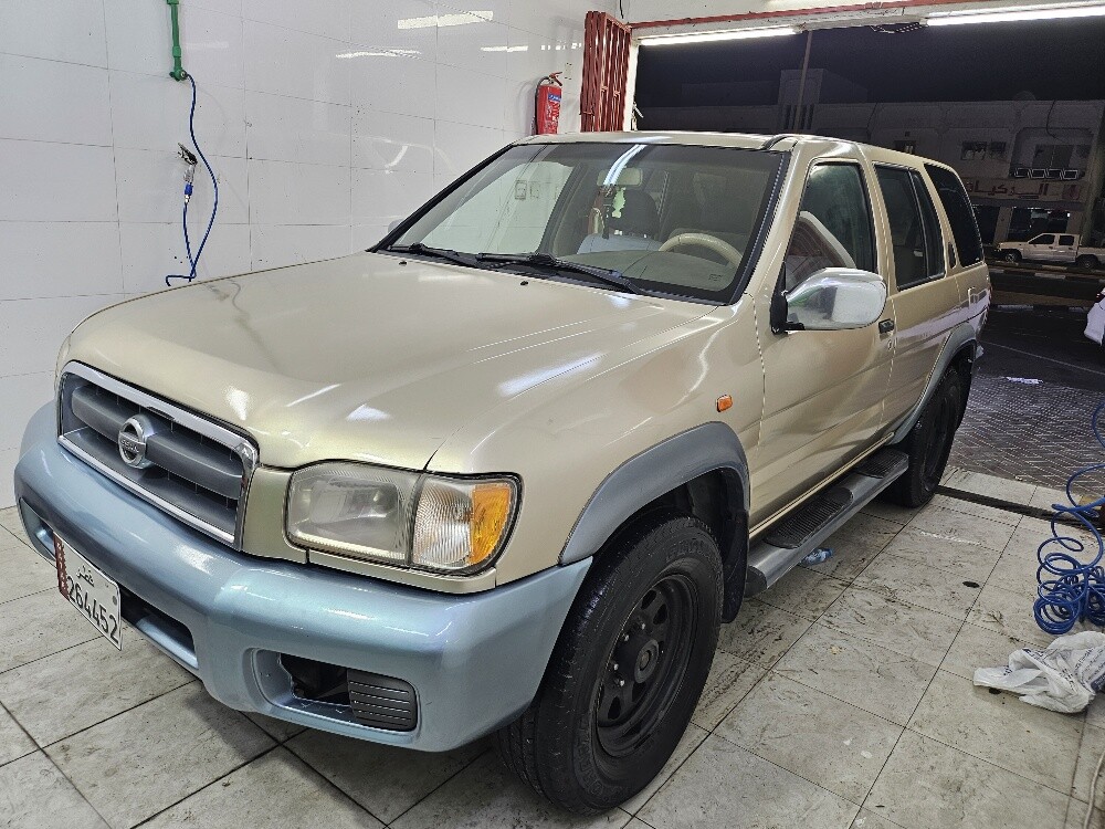 Nissan pathfinder 2003 4x4. 2500cc - 7