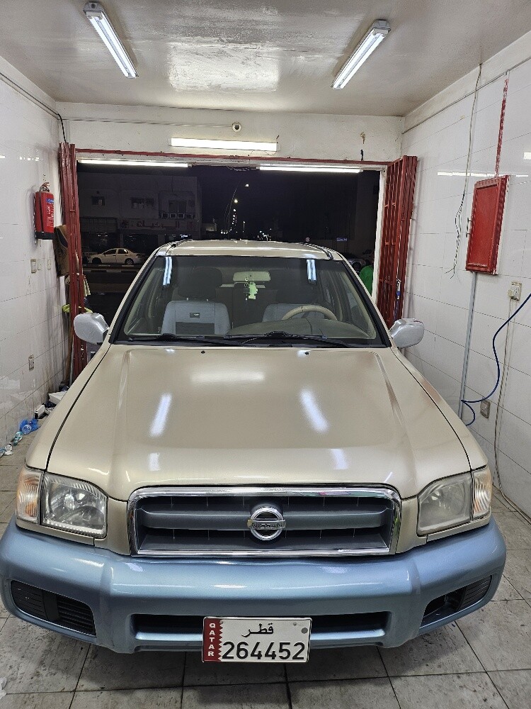 Nissan pathfinder 2003 4x4. 2500cc - 5