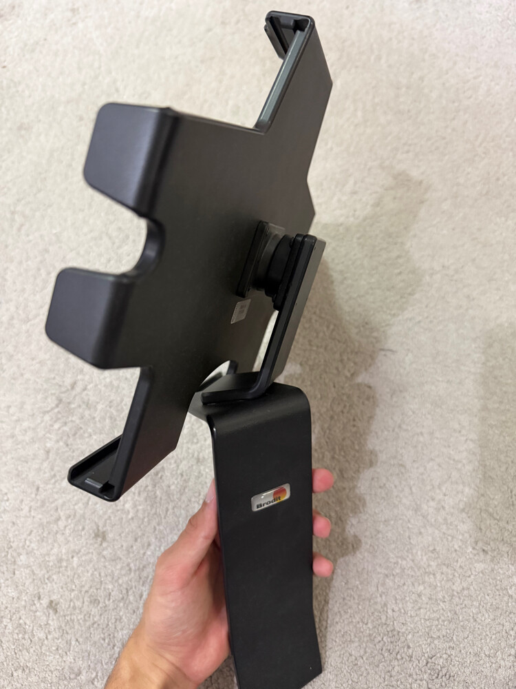 Thabt IPad Holder - 2