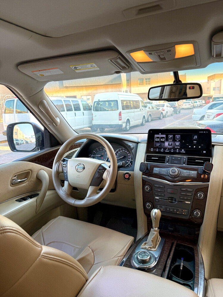 NISSAN PATROL 2015 (Platinum) - 4