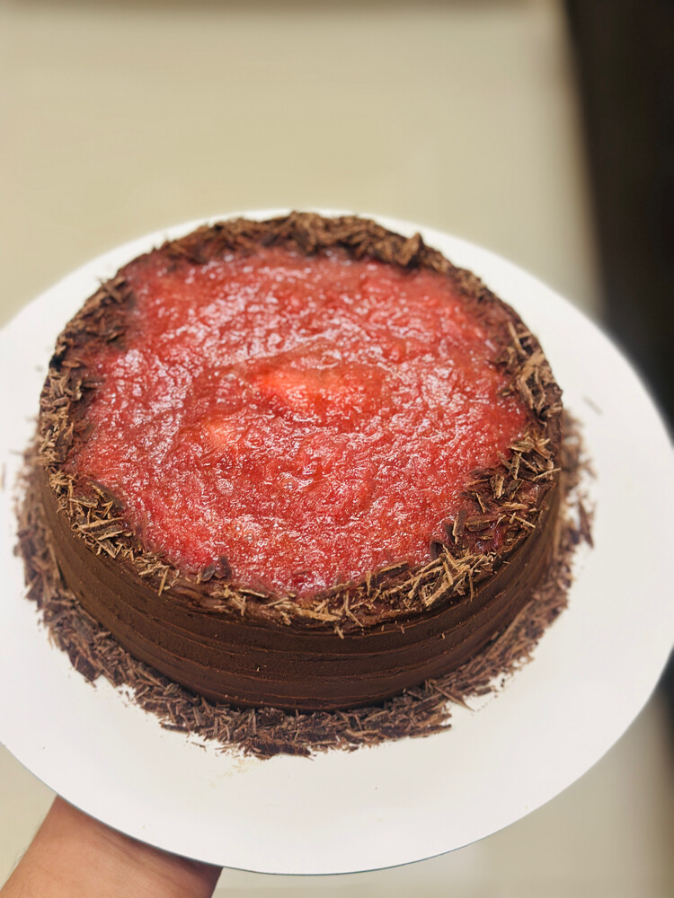 Rich chocolate strawberry cake  - 1