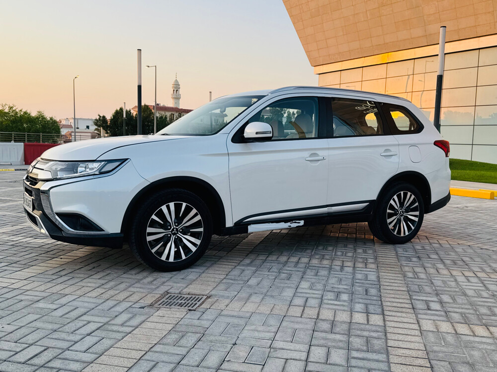 Mitsubishi Outlander 2020 AWD - 3