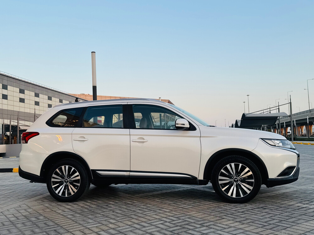 Mitsubishi Outlander 2020 AWD - 2