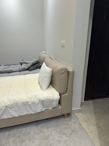 bed in perfect condition  - 2