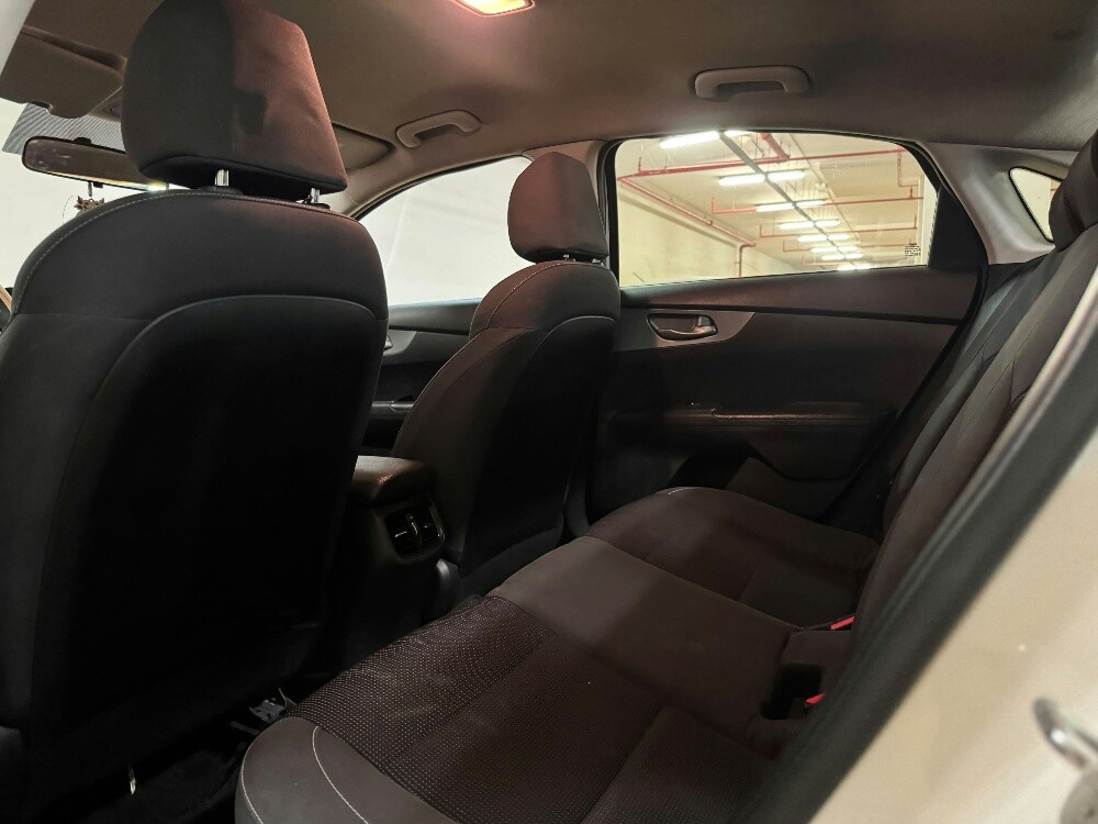 kia cerato - 11
