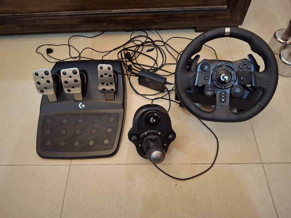Logitech G923 Trueforce Pc Ps4/Ps5 - 1