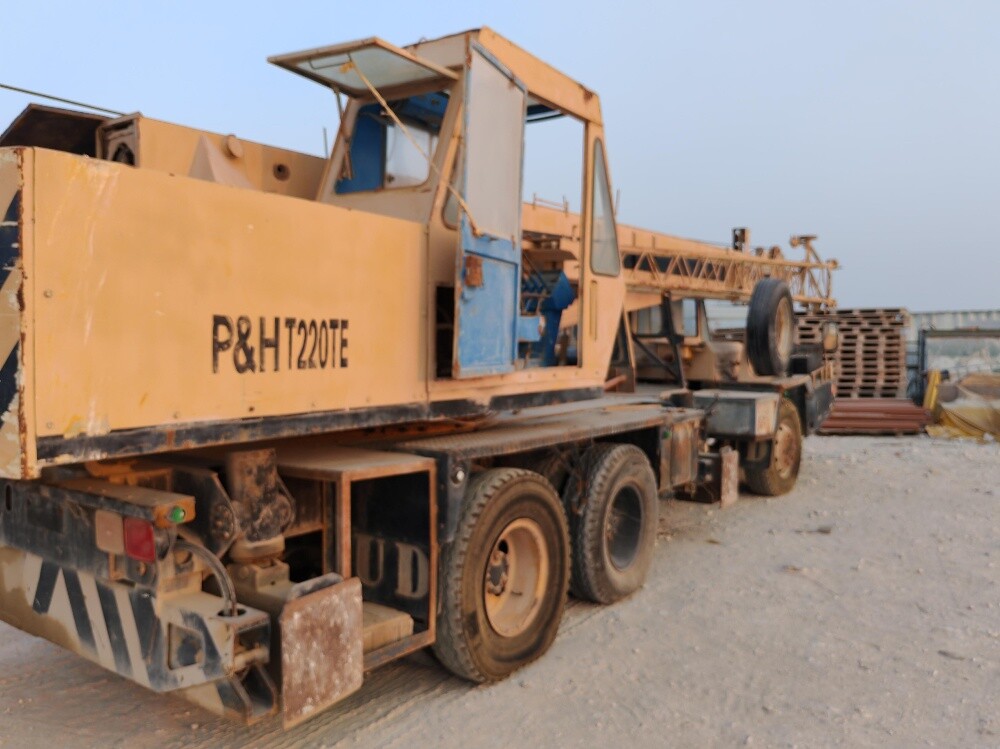 crane p&h japan 84 - 1