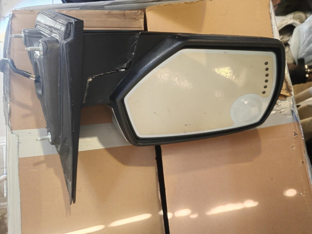 gmc mirror 1 pis right side - 2