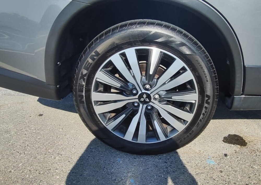 Mitsubishi Outlander 2023 For Sale - 4