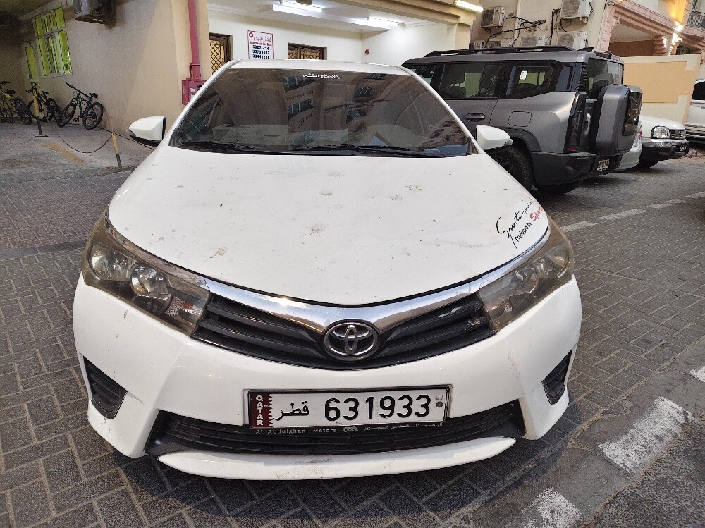 Toyota    Corolla    2.0    2015 - 1