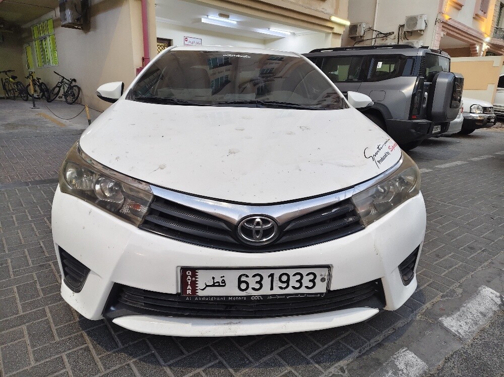 Toyota    Corolla    2.0    2015 - 2
