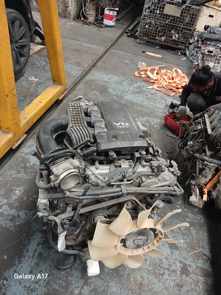 engine and engine parts - 7