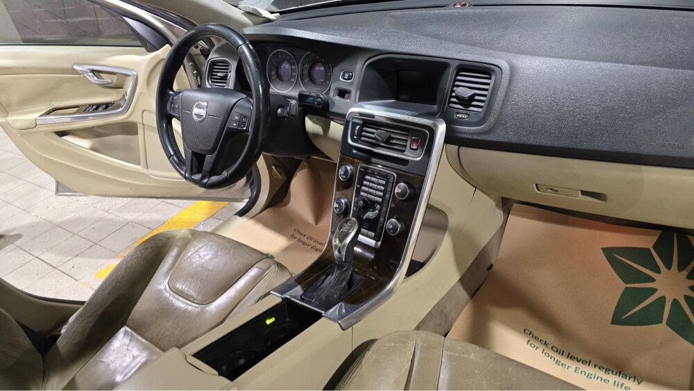 volvo s60 - 2