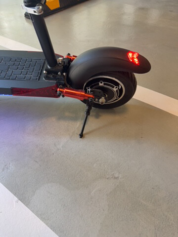 electric scooter brand new  - 4
