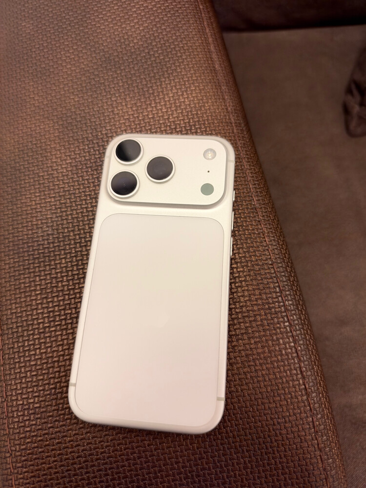 iPhone 17 Pro Silver 256 GB - 1