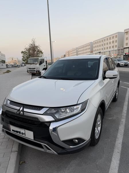 Mitsubishi Outlander 2022 - 1