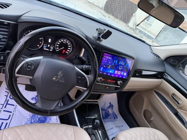 Mitsubishi Outlander 2022 - 4