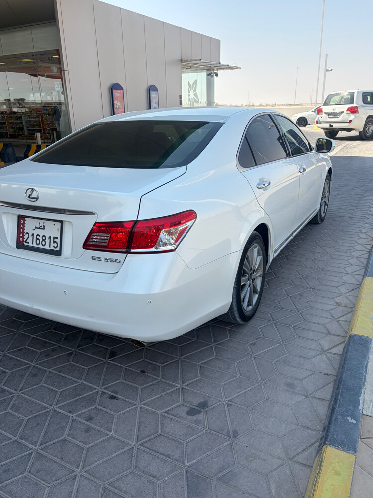 لكزس اي إس 350 نضيف - 2