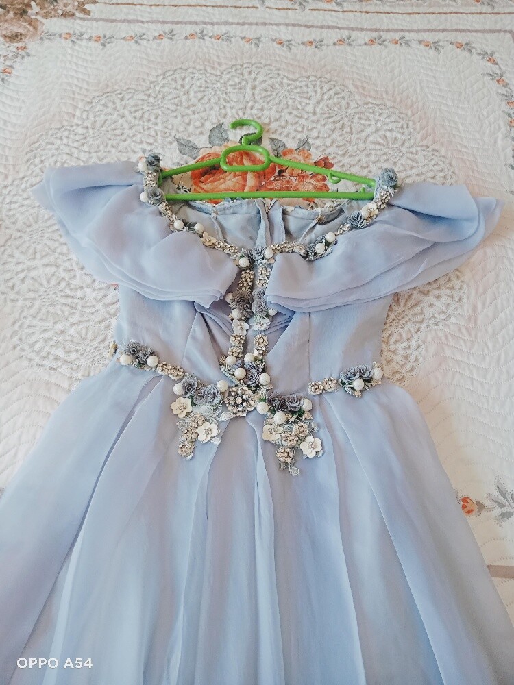 good condition dress - 4