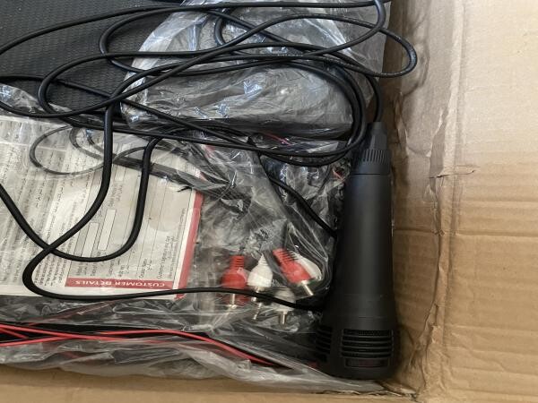 Geepas Bluetooth speaker  With Mike - 8