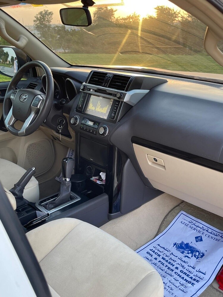 Prado - V4 - Low mileage - 3