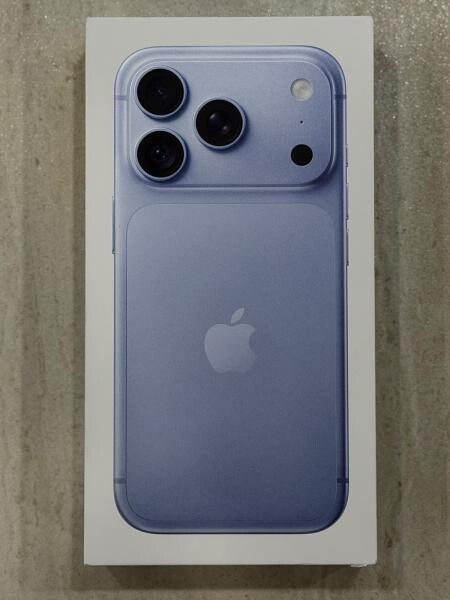Apple iPhone 18 Pro 256GB - 2