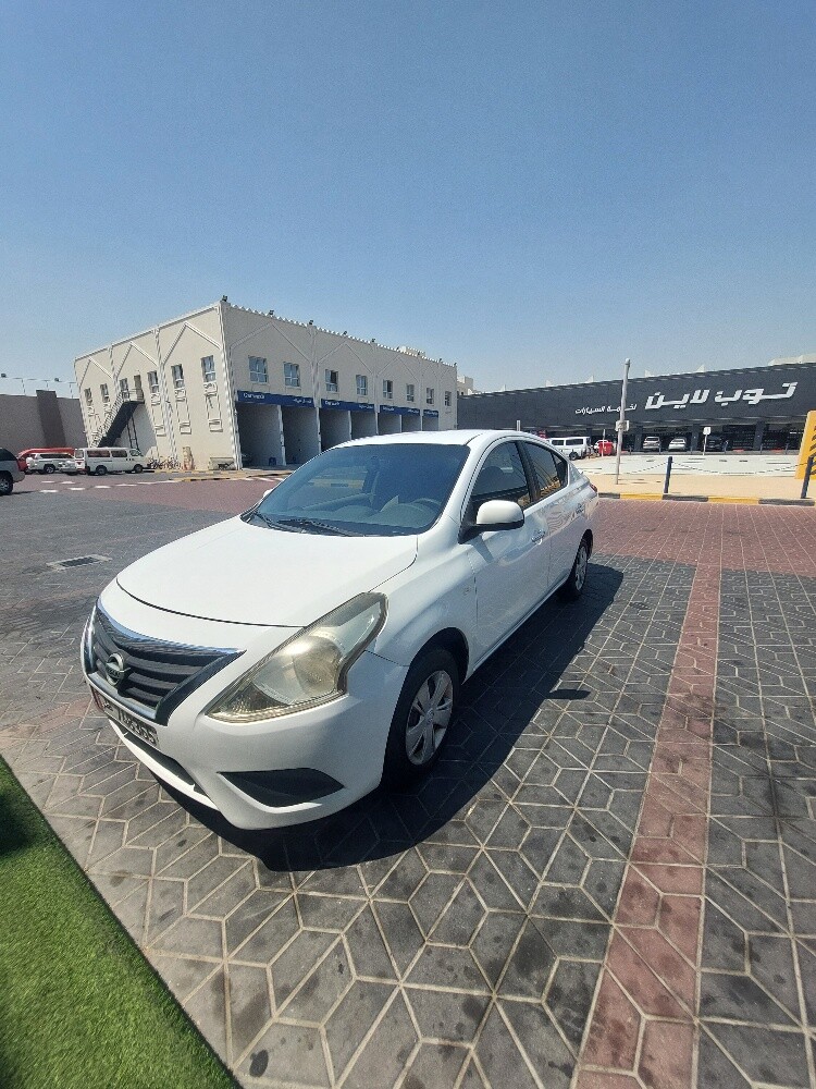 Nissan Sunny 2017 - 3