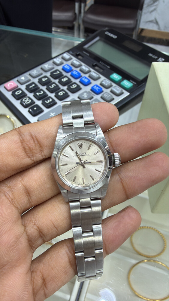 Rolex Oyster Perpetual – Small Size - 4