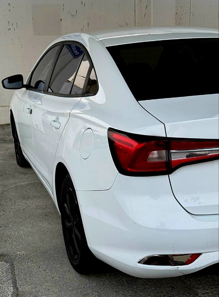 MG 5 2024 GCC Specs 1.5L 4-Cylinder - 4
