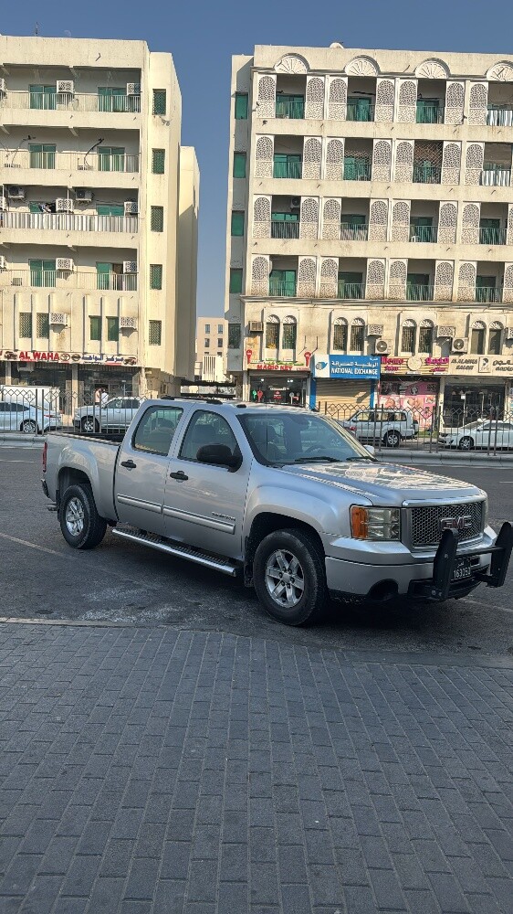 Gmc sierra - 1