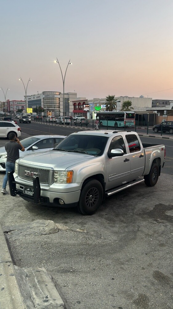 Gmc sierra - 3