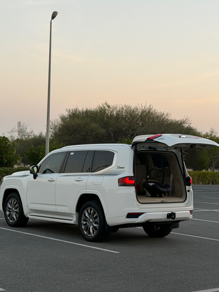 Land Cruiser 2022 - 3