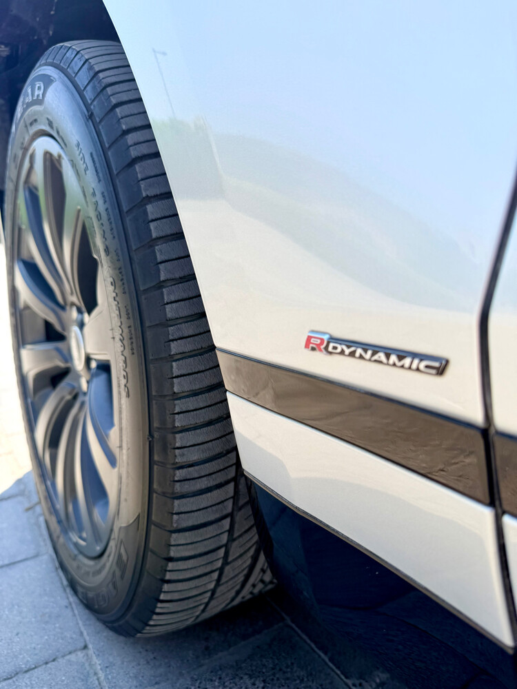 Range Rover Velar R-Dynamic  - 2