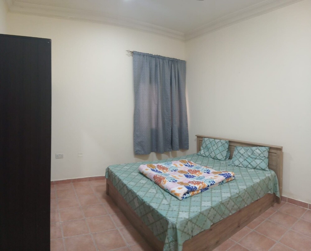 For rent in Bin Omran | Fully furni - 2